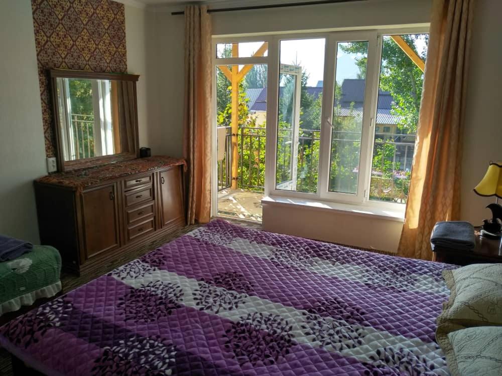 Guest House Mira Kochkor 외부 사진